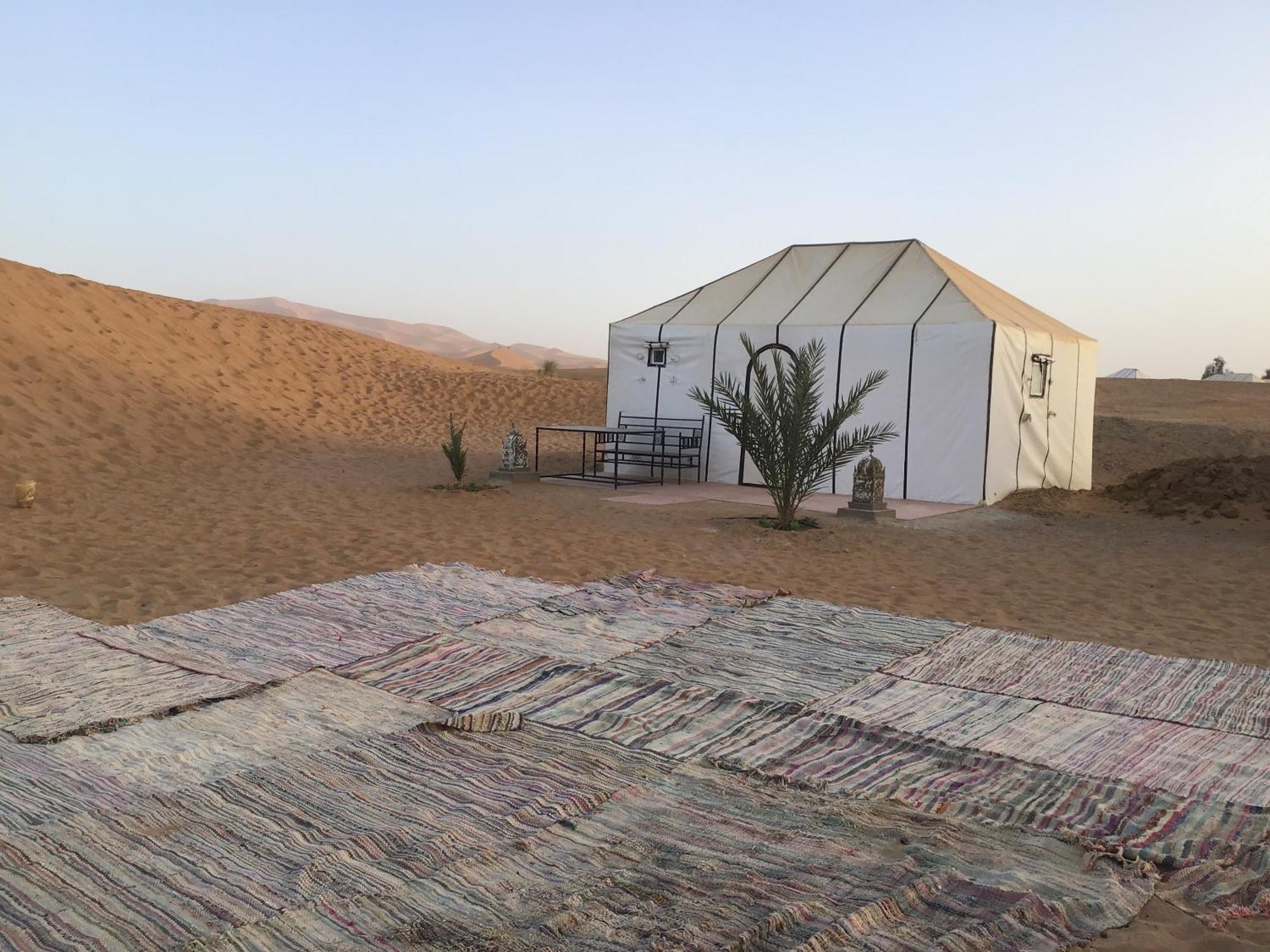 Dune Merzouga Camp Exteriör bild